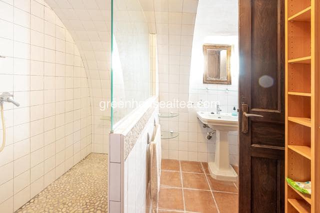 Chalet de 5 habitaciones en Polop en venta - 399.000 € (Ref: 9541939)