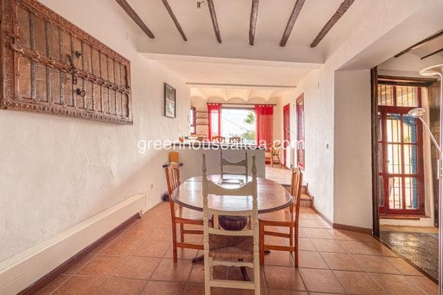 Chalet de 5 habitaciones en Polop en venta - 399.000 € (Ref: 9541939)