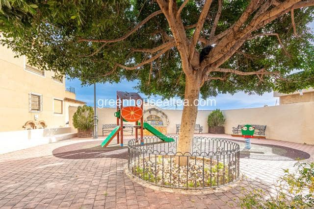 Chalet de 5 habitaciones en Polop en venta - 399.000 € (Ref: 9541939)