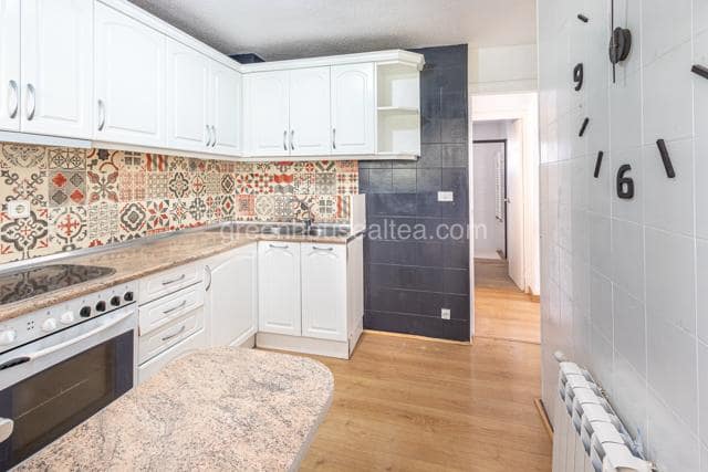 Chalet de 6 habitaciones en Alfaz del Pi / L'Alfàs del Pi en venta con garaje - 850.000 € (Ref: 9541940)