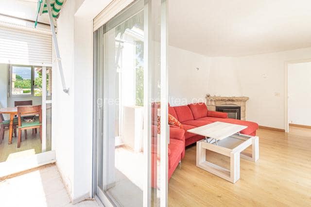 Chalet de 6 habitaciones en Alfaz del Pi / L'Alfàs del Pi en venta con garaje - 850.000 € (Ref: 9541940)