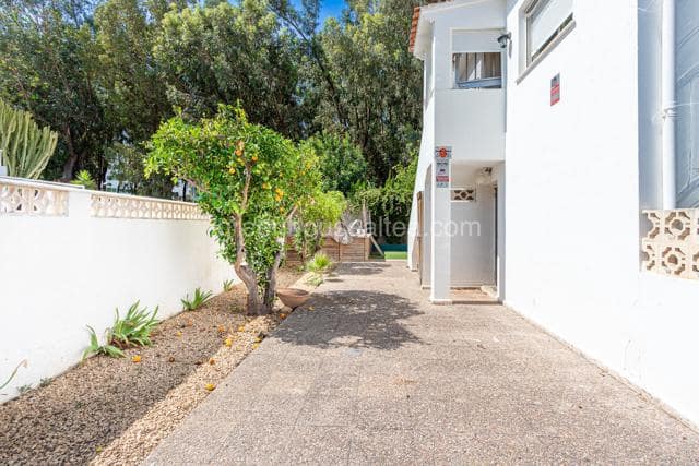 Chalet de 6 habitaciones en Albir, Alfaz del Pi / L'Alfàs del Pi en venta con garaje - 850.000 € (Ref: 9541940)