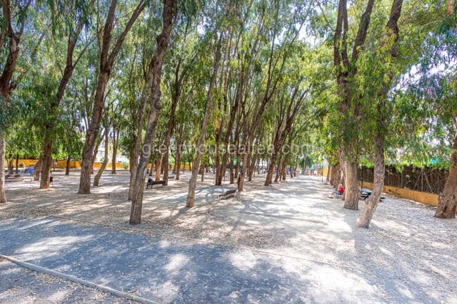 Chalet de 6 habitaciones en Alfaz del Pi / L'Alfàs del Pi en venta con garaje - 850.000 € (Ref: 9541940)