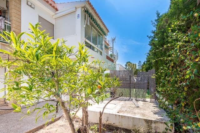 Chalet de 6 habitaciones en Alfaz del Pi / L'Alfàs del Pi en venta con garaje - 850.000 € (Ref: 9541940)