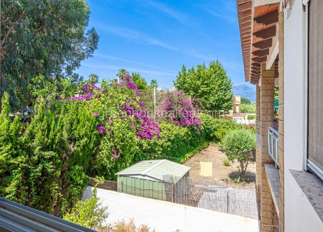 Chalet de 6 habitaciones en Alfaz del Pi / L'Alfàs del Pi en venta con garaje - 850.000 € (Ref: 9541940)