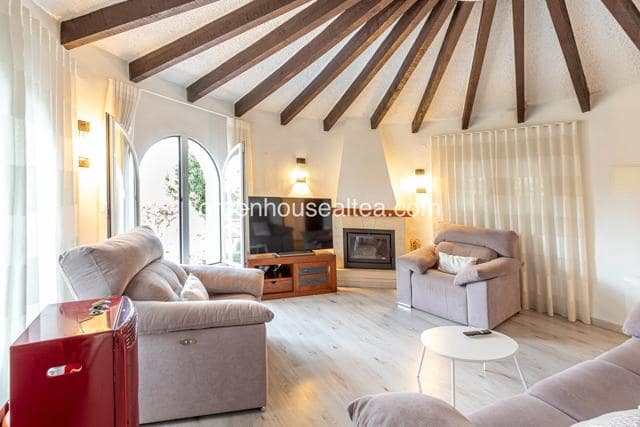 5 sovrum Villa till salu i Calpe / Calp med pool garage - 995 000 € (Ref: 9603272)