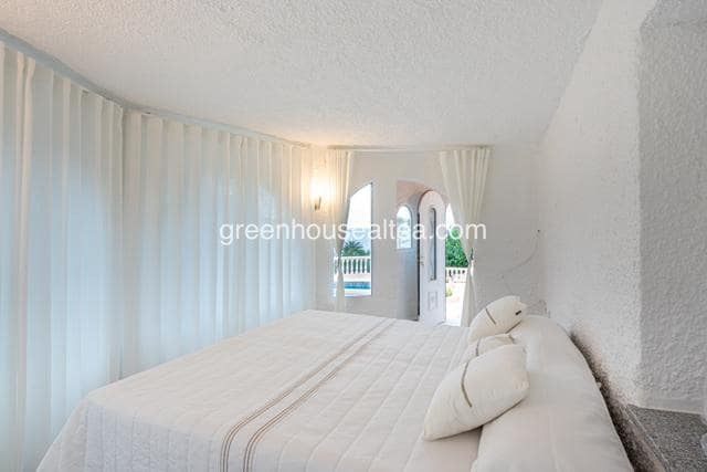 5 sovrum Villa till salu i Calpe / Calp med pool garage - 995 000 € (Ref: 9603272)