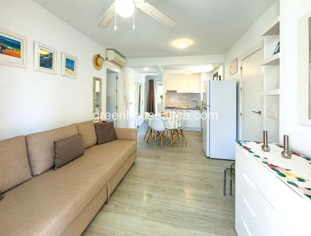 2 slaapkamer Flat te koop in Benidorm met zwembad garage - € 235.000 (Ref: 9650561)