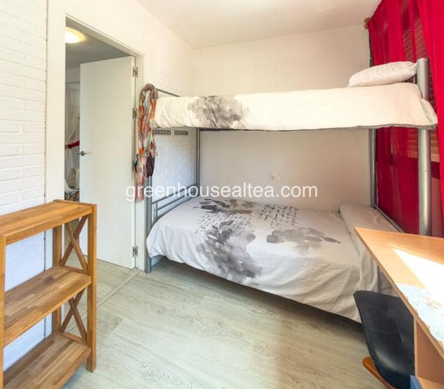 2 slaapkamer Flat te koop in Benidorm met zwembad garage - € 235.000 (Ref: 9650561)
