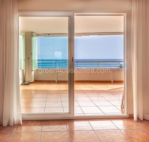 4 bedroom Flat for rent in Altea with garage - € 2,200 (Ref: 9737039)