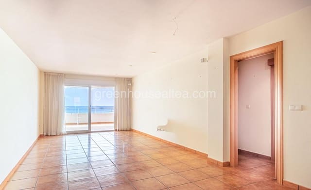 4 bedroom Flat for rent in Altea with garage - € 2,200 (Ref: 9737039)