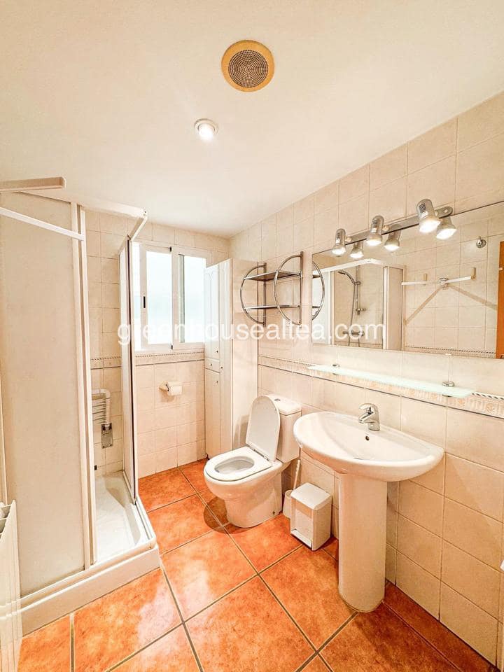 4 Zimmer Wohnung zu vermieten in Altea mit Garage - 2.200 € (Ref: 9737039)