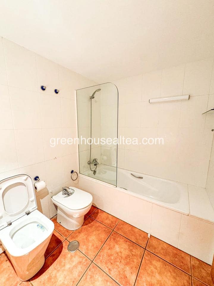 4 Zimmer Wohnung zu vermieten in Altea mit Garage - 2.200 € (Ref: 9737039)