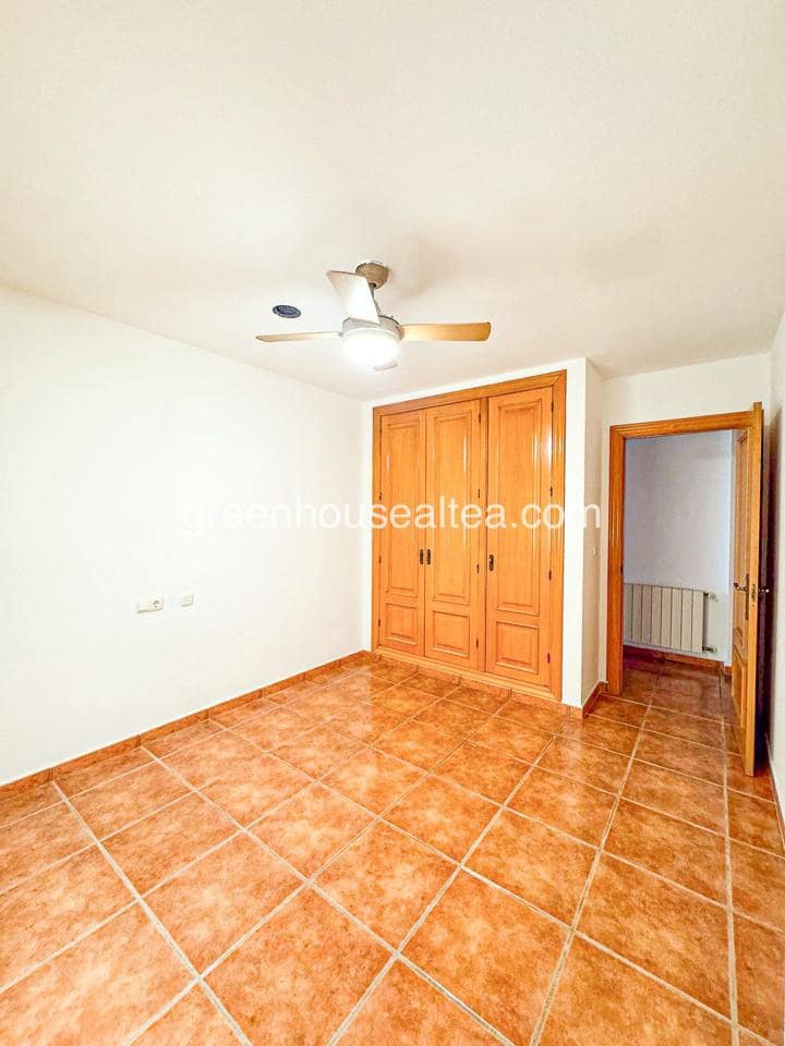 4 Zimmer Wohnung zu vermieten in Altea mit Garage - 2.200 € (Ref: 9737039)