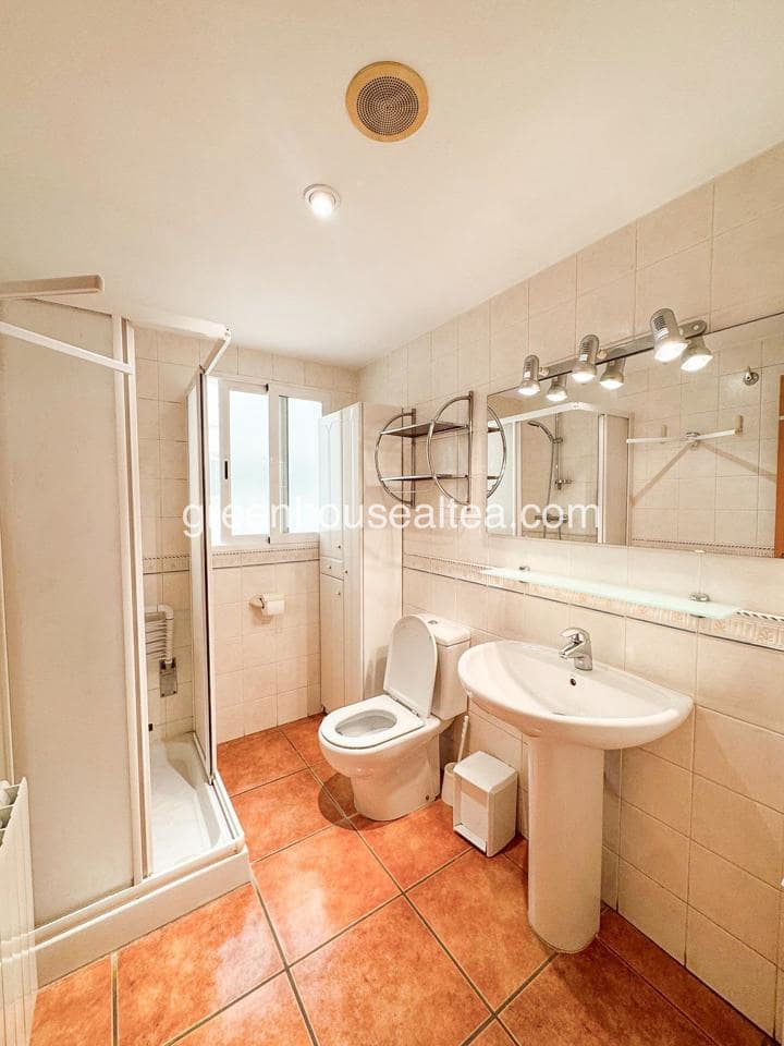 4 Zimmer Wohnung zu vermieten in Altea mit Garage - 2.200 € (Ref: 9737039)