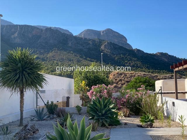 3 bedroom Villa for sale in Polop - € 460,000 (Ref: 9739200)