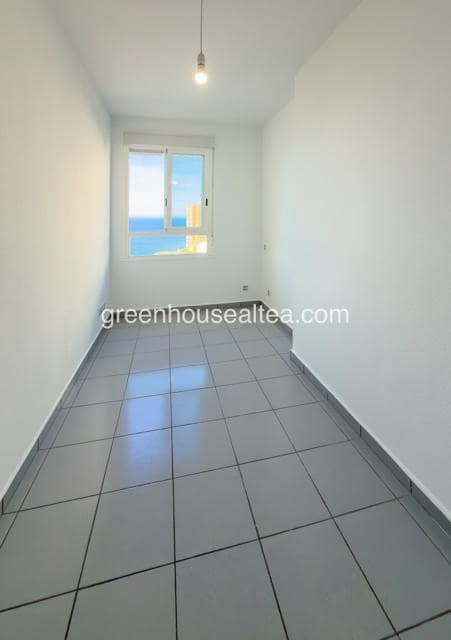 2 soveværelse Lejlighed til salg i Benidorm med swimmingpool garage - € 265.000 (Ref: 9793222)