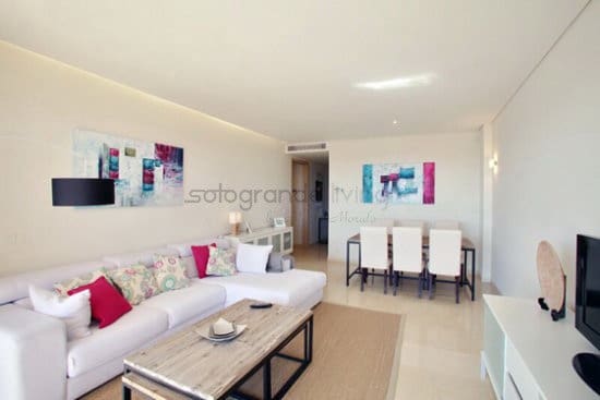 2 soverom Leilighet til leie i Sotogrande, San Roque med svømmebasseng garasje - € 2 500 (Ref: 10000036)