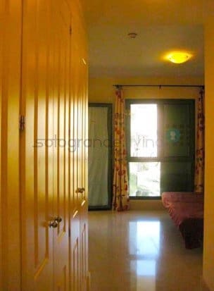 2 quarto Apartamento para arrendar em Sotogrande com piscina garagem - 1 300 € (Ref: 10003557)