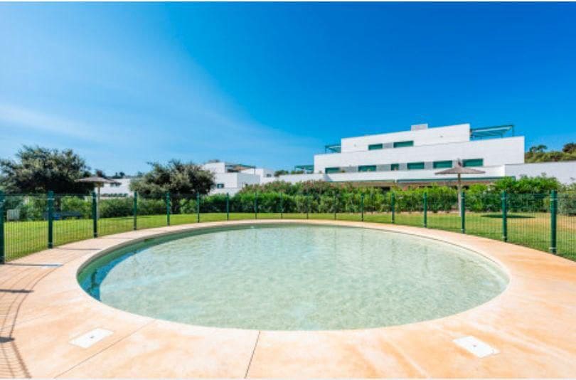Apartamento de 5 habitaciones en Sotogrande en alquiler con piscina garaje - 3.900 € (Ref: 10003558)