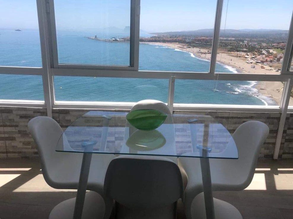 3 bedroom Apartment for sale in Torreguadiaro - € 565,000 (Ref: 10012950)