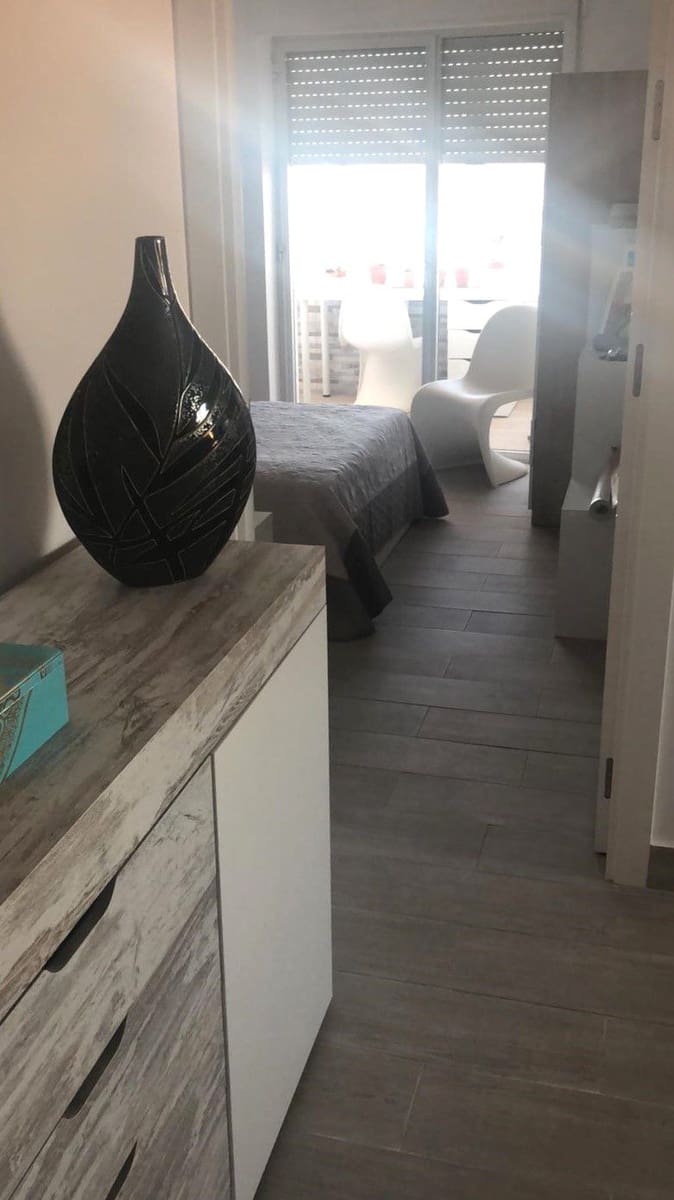 3 bedroom Apartment for sale in Torreguadiaro - € 565,000 (Ref: 10012950)