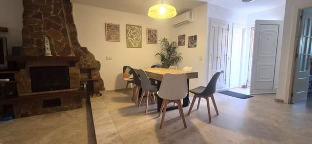 3 sovrum Radhus att hyra i San Luis de Sabinillas, Manilva med pool - 1 500 € (Ref: 10026954)