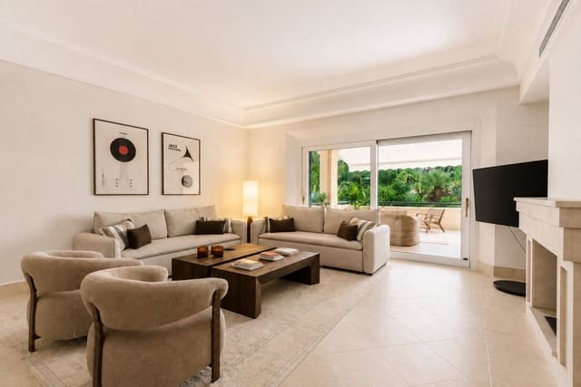 3 makuuhuone Huoneisto vuokrattavana paikassa Sotogrande Alto, San Roque mukana uima-altaan 
autotalli - 2 850 € (Ref: 10026955)