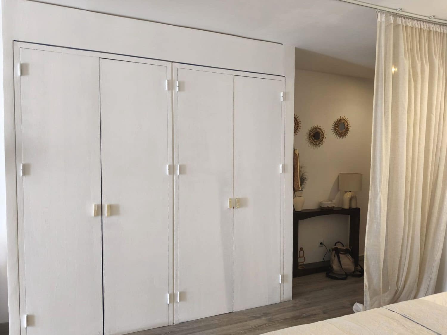 Appartement te huur in Sotogrande met zwembad garage - € 700 (Ref: 10031592)