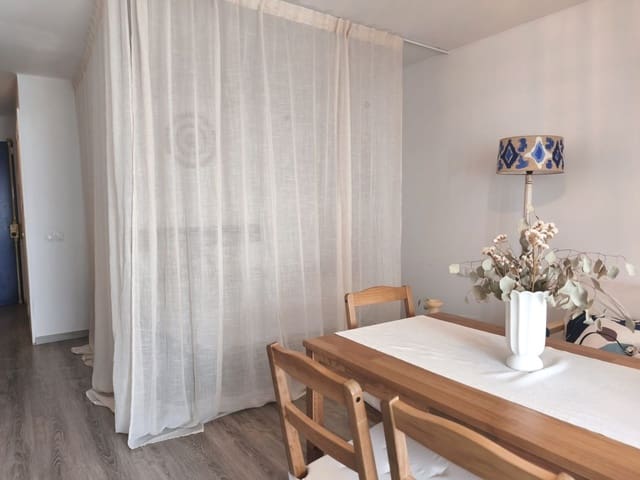 Appartement te huur in Sotogrande Costa, San Roque met zwembad garage - € 700 (Ref: 10031592)