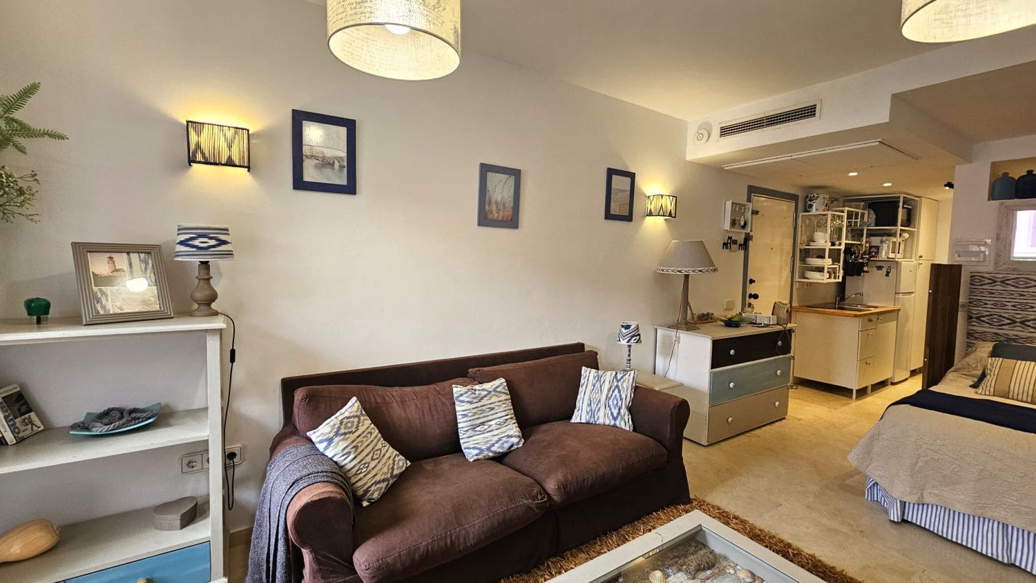 Studio te huur in Sotogrande - € 800 (Ref: 10033553)