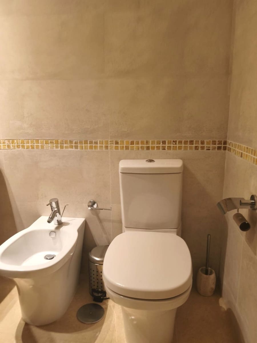 2 bedroom Apartment for rent in Sotogrande with pool - € 2,500 (Ref: 10037113)