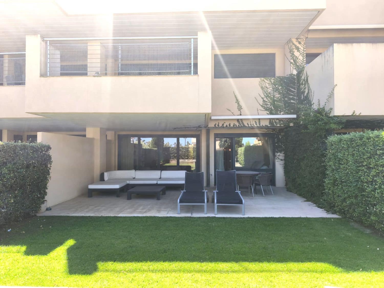 2 bedroom Apartment for rent in Sotogrande with pool - € 2,500 (Ref: 10037113)