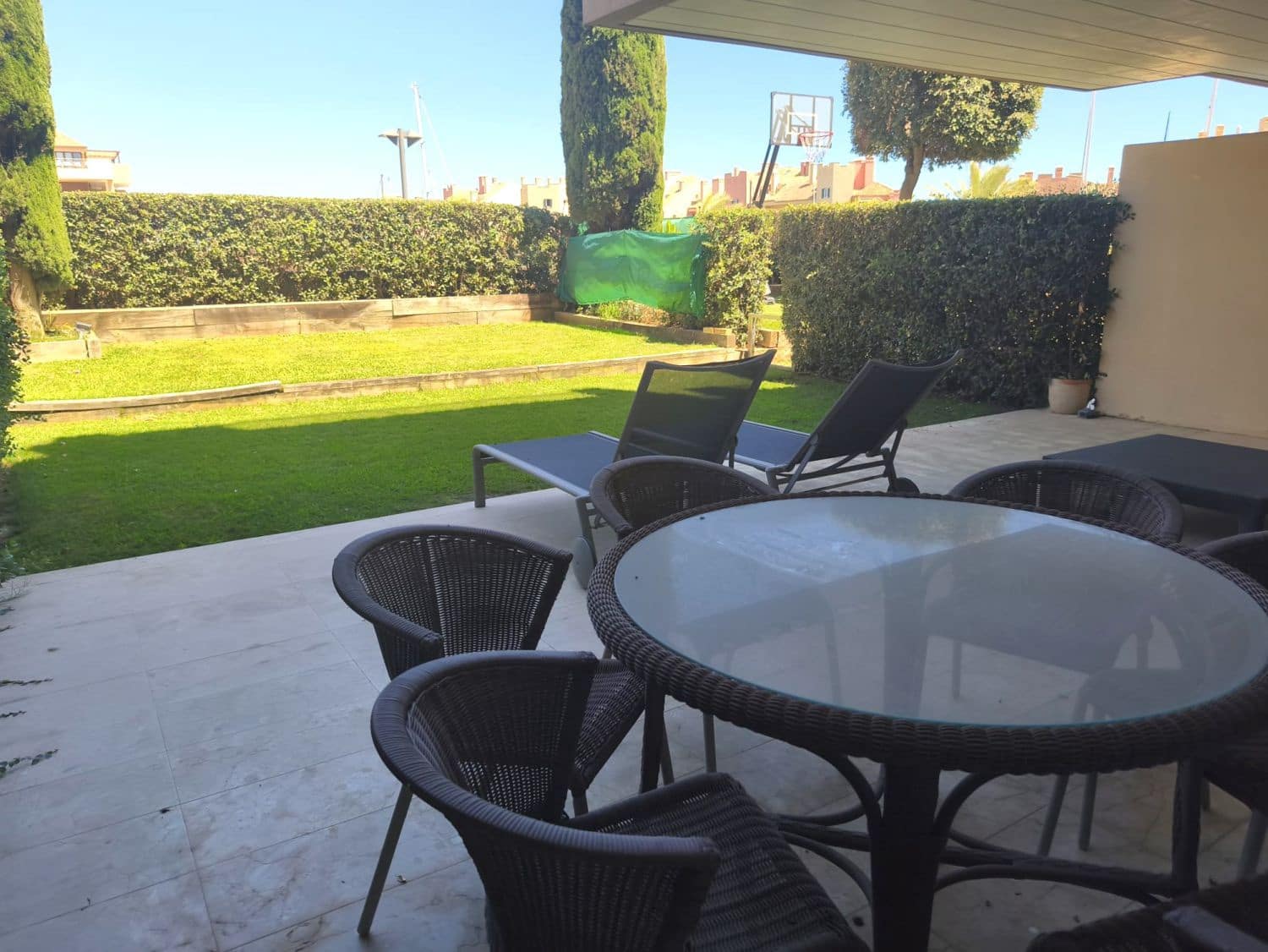2 bedroom Apartment for rent in Sotogrande with pool - € 2,500 (Ref: 10037113)