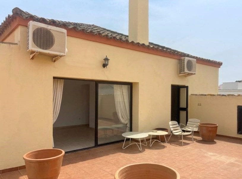 Commercial for sale in Pueblo Nuevo de Guadiaro - € 289,000 (Ref: 10046993)