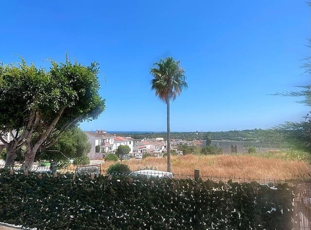Casa de 4 habitaciones en Pueblo Nuevo de Guadiaro, San Roque en venta - 465.000 € (Ref: 10061404)