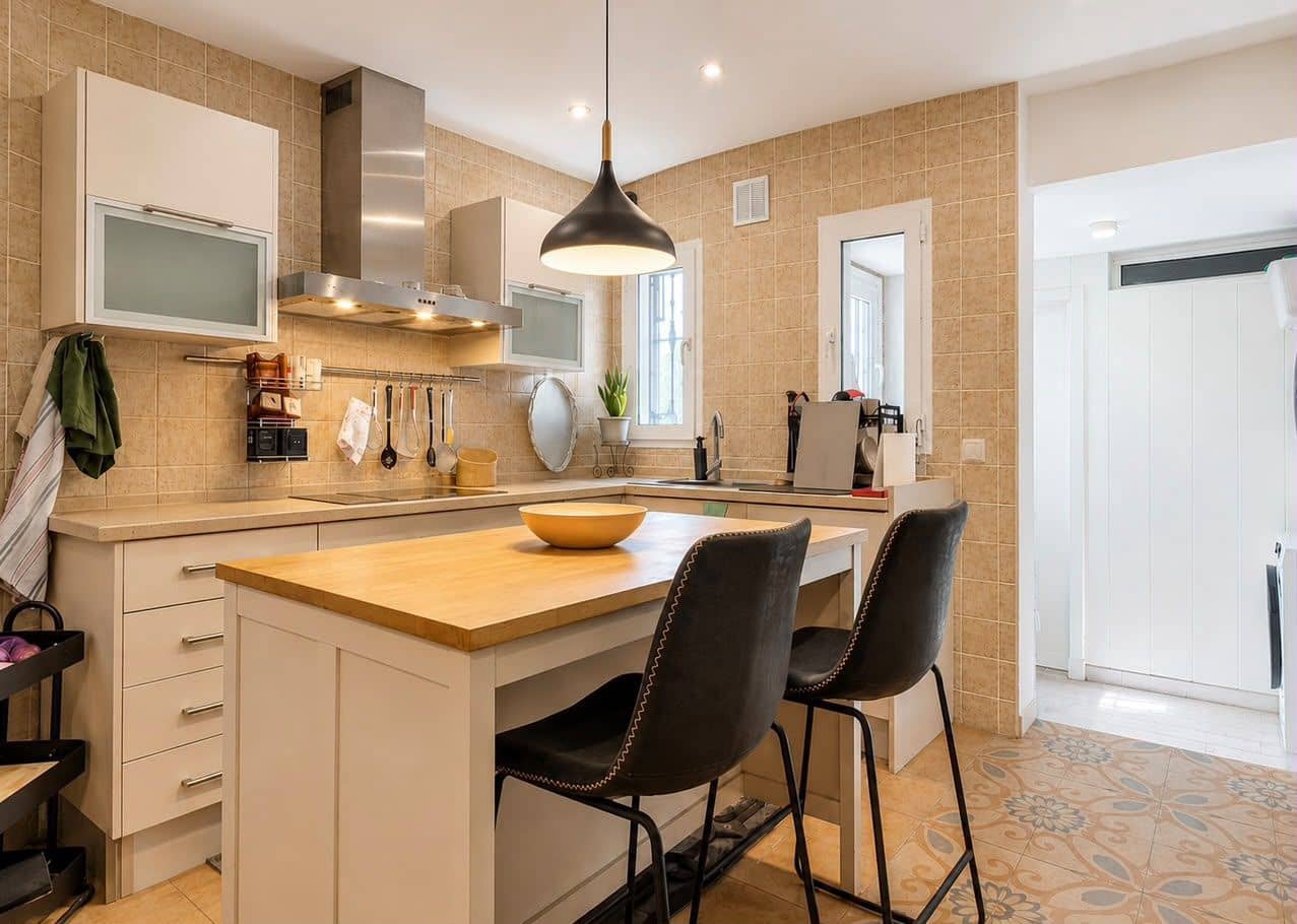 Casa de 4 habitaciones en Pueblo Nuevo de Guadiaro en venta - 465.000 € (Ref: 10061404)