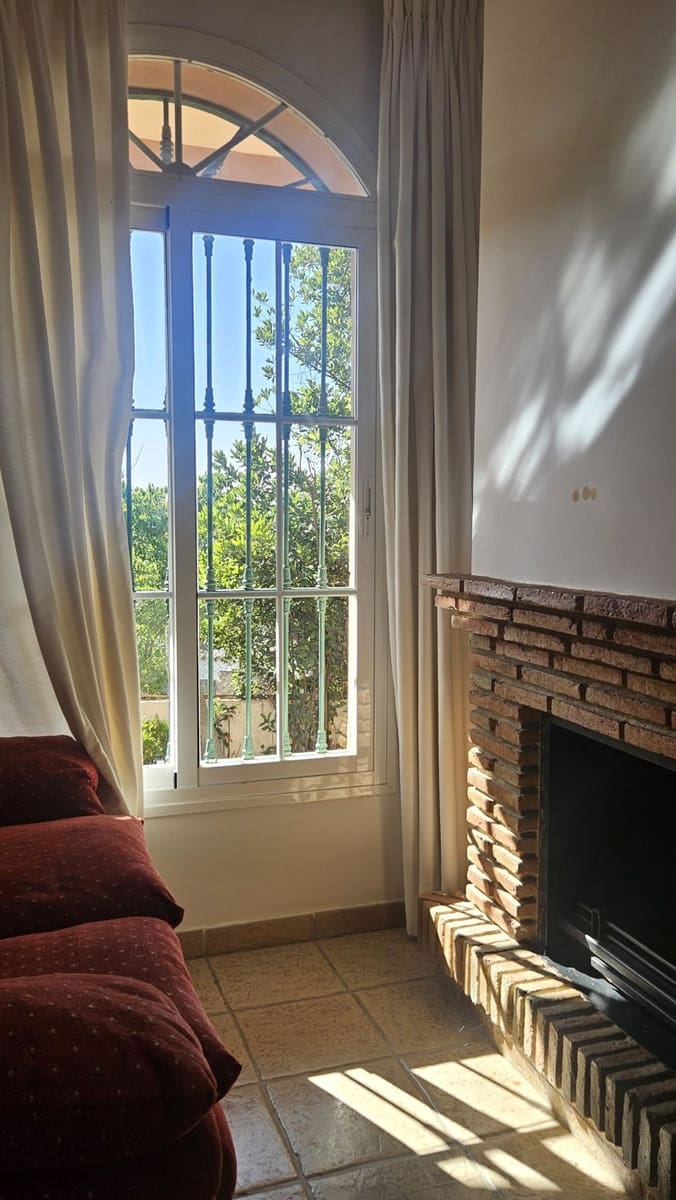 5 sypialnia Willa na sprzedaż w San Enrique de Guadiaro z garażem - 598 000 € (Ref: 10080570)