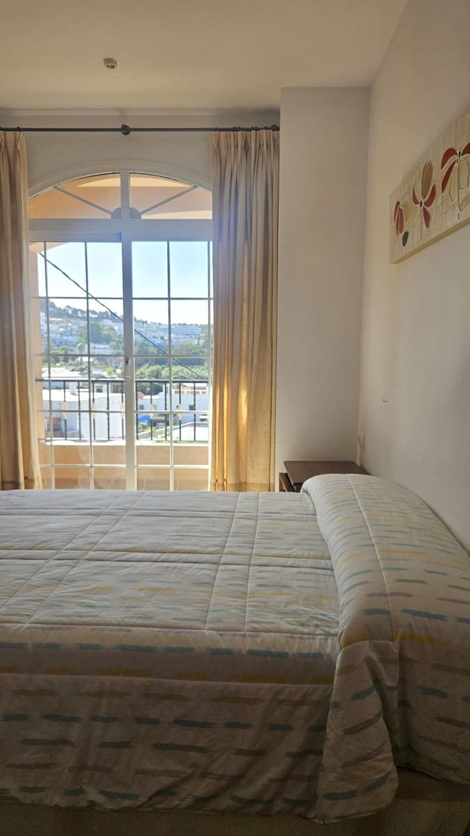 5 sypialnia Willa na sprzedaż w San Enrique de Guadiaro z garażem - 598 000 € (Ref: 10080570)