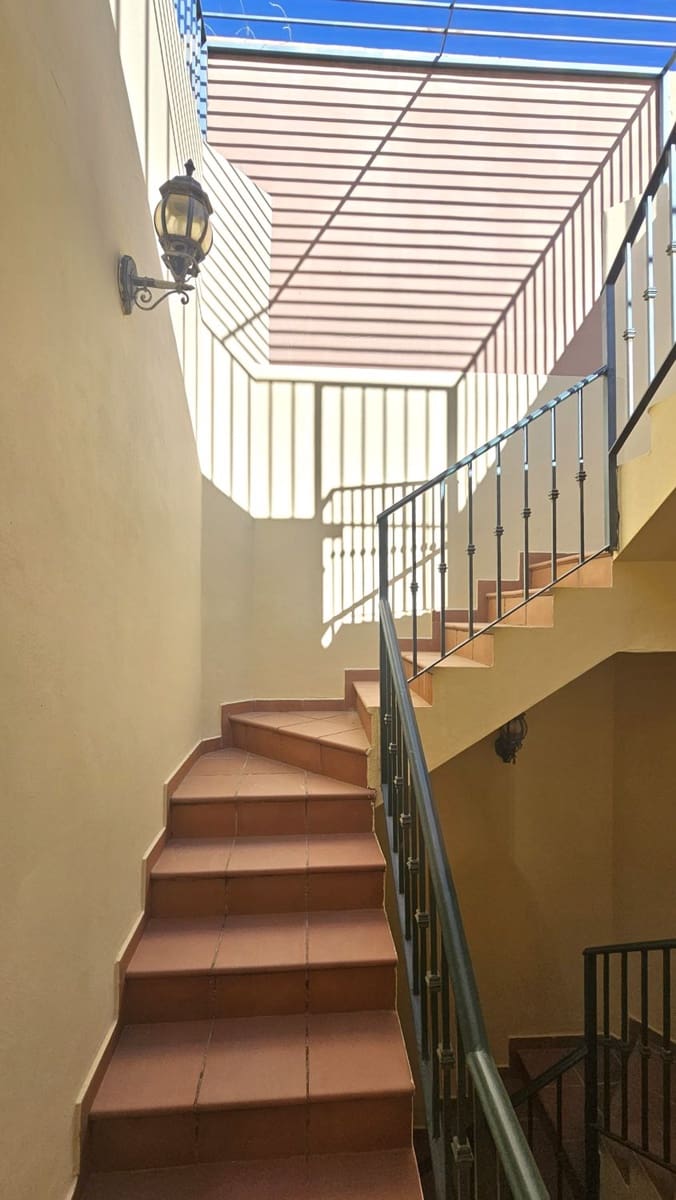 5 sypialnia Willa na sprzedaż w San Enrique de Guadiaro z garażem - 598 000 € (Ref: 10080570)