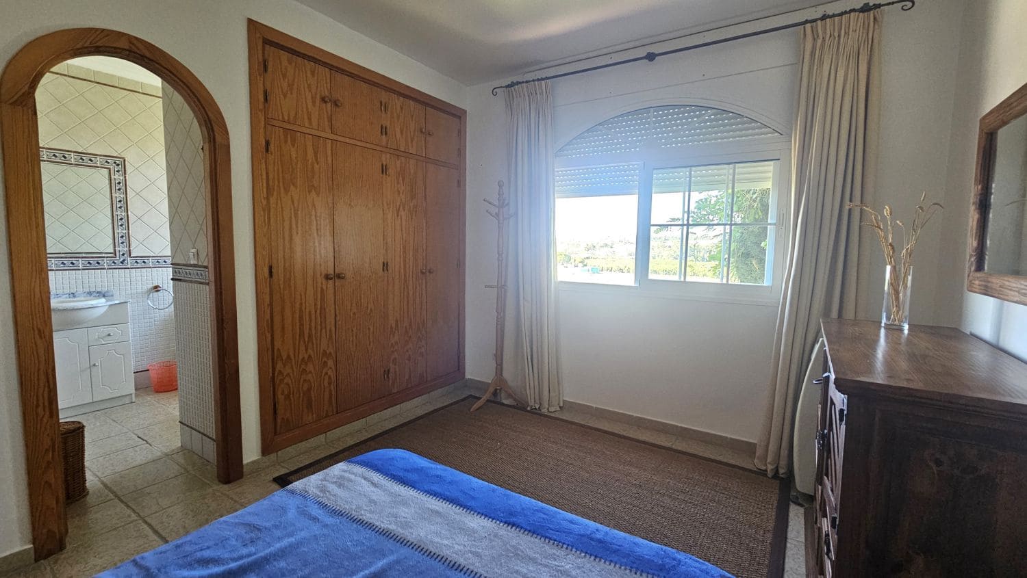 5 sypialnia Willa na sprzedaż w San Enrique de Guadiaro z garażem - 598 000 € (Ref: 10080570)