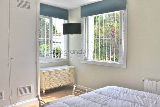 2 slaapkamer Appartement te huur in Sotogrande, San Roque met garage - € 1.500 (Ref: 10097667)