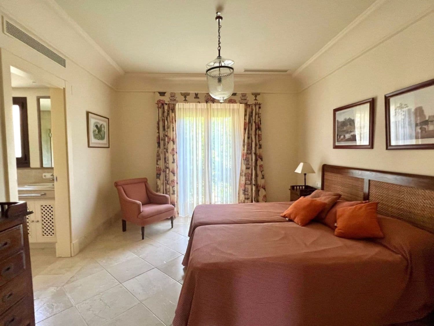 3 camera da letto Appartamento da affittare in Sotogrande con piscina garage - 3.000 € (Rif: 10115523)