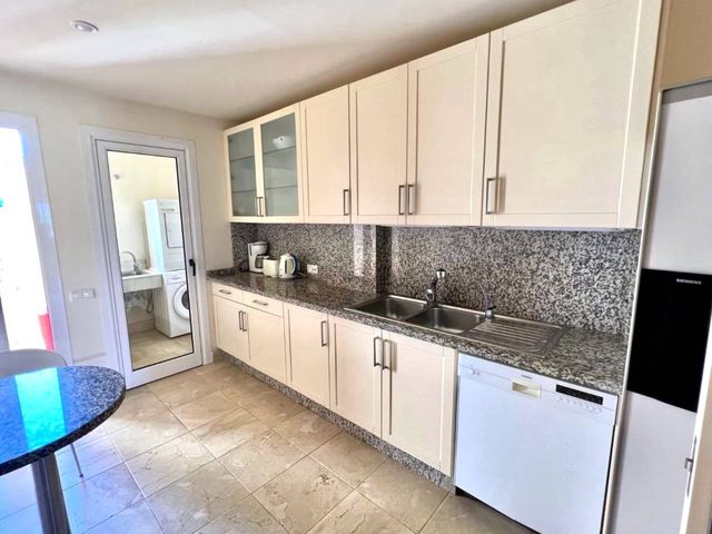 3 camera da letto Appartamento da affittare in Sotogrande Alto, San Roque con piscina garage - 3.000 € (Rif: 10115523)