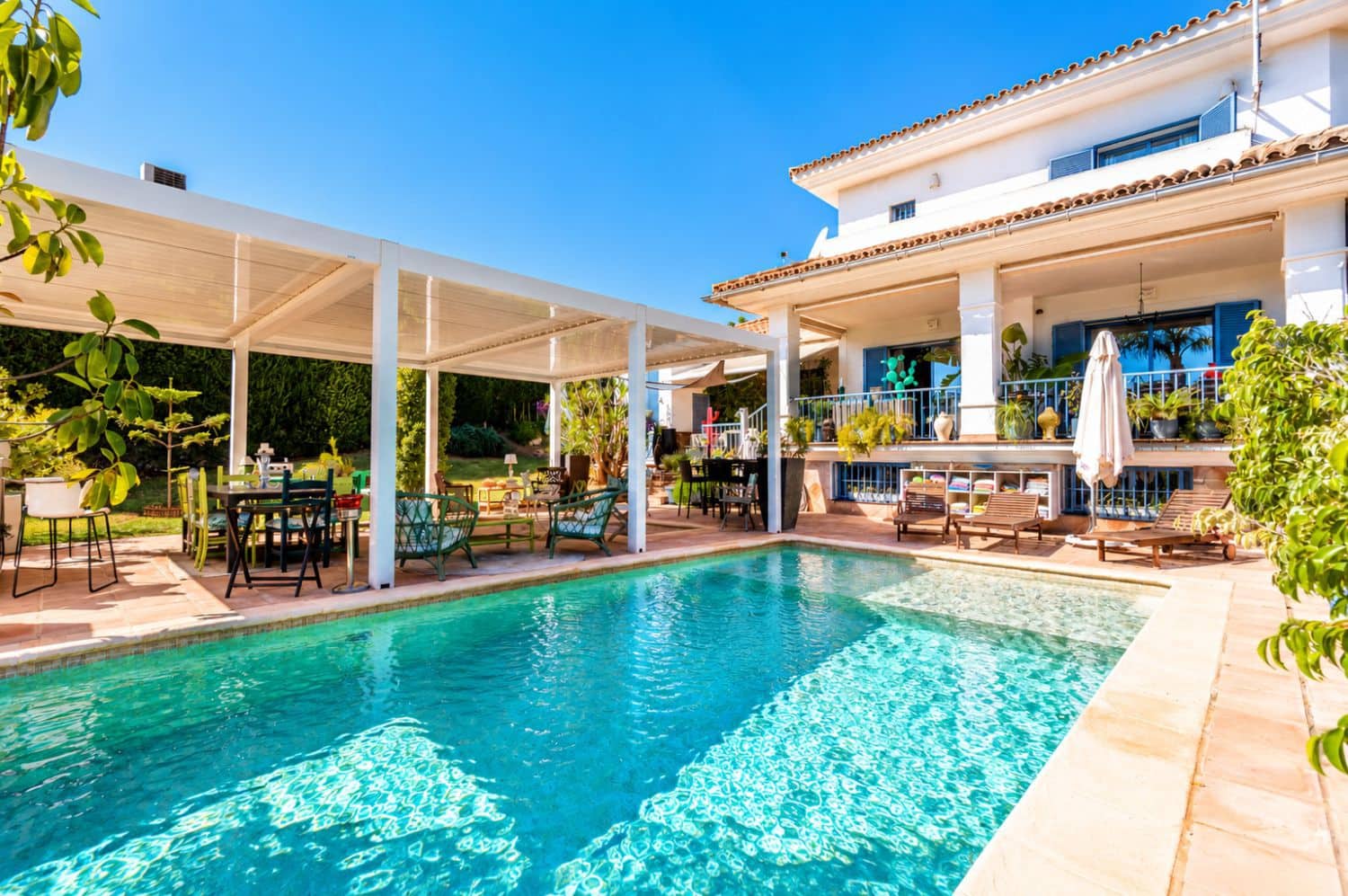 6 bedroom Villa for sale in Sotogrande with pool garage - € 1,680,000 (Ref: 10141828)