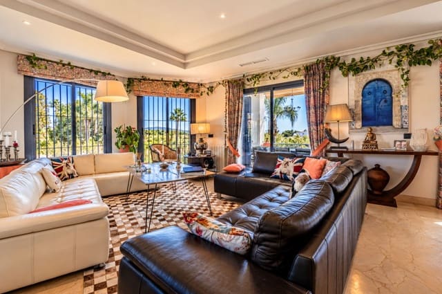 6 chambre Villa/Maison à vendre à Sotogrande, San Roque avec piscine garage - 1 680 000 € (Ref: 10141828)