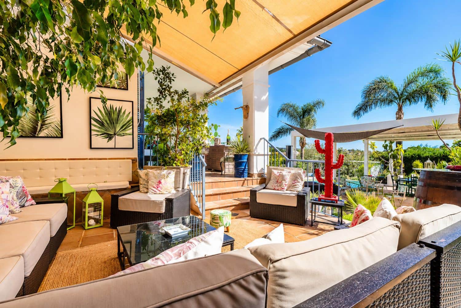 6 bedroom Villa for sale in Sotogrande with pool garage - € 1,680,000 (Ref: 10141828)