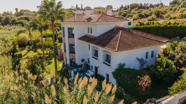 6 Zimmer Villa zu verkaufen in Sotogrande, San Roque mit Pool Garage - 1.680.000 € (Ref: 10141828)