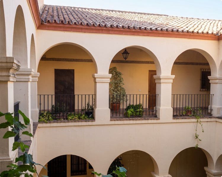 Kommersiell til salgs i Pueblo Nuevo de Guadiaro - € 80 000 (Ref: 10182753)