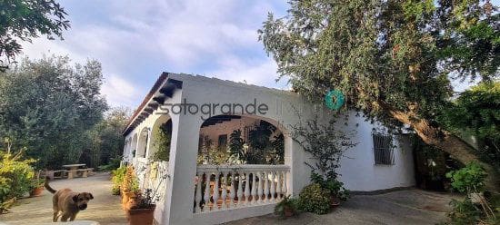 3 chambre Finca/Maison de Campagne à vendre à San Martin del Tesorillo - 600 000 € (Ref: 4241364)